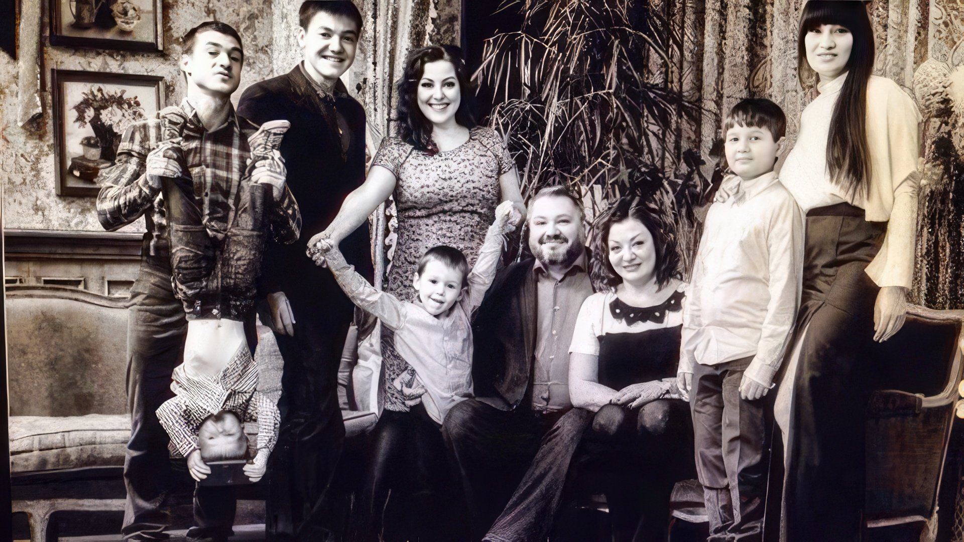 Большая семья Антона Бакова